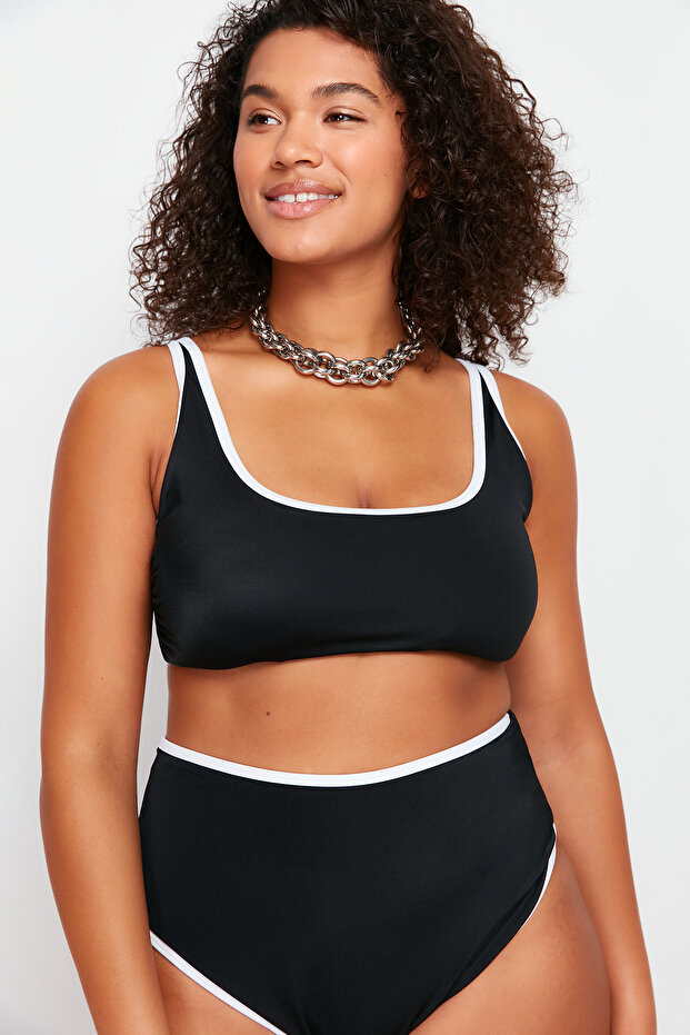 Siyah Kontrast Biye Detaylı Bralette Büyük Beden Bikini Üstü TBBSS24CT00008 - 1