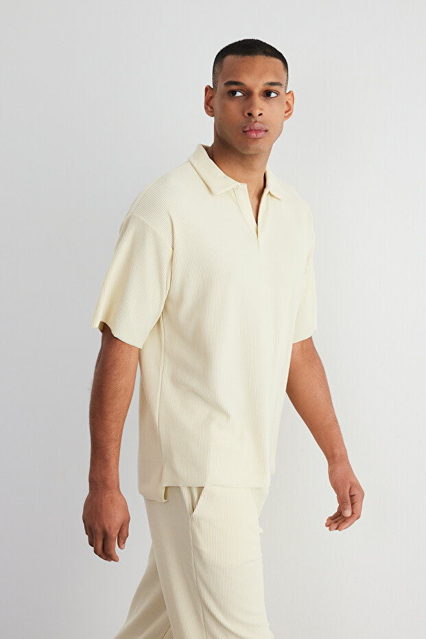 Ekru Oversize/Geniş Kesim Kırışmaz Ottoman Polo Yaka T-Shirt TMNSS23PO00020 - 2
