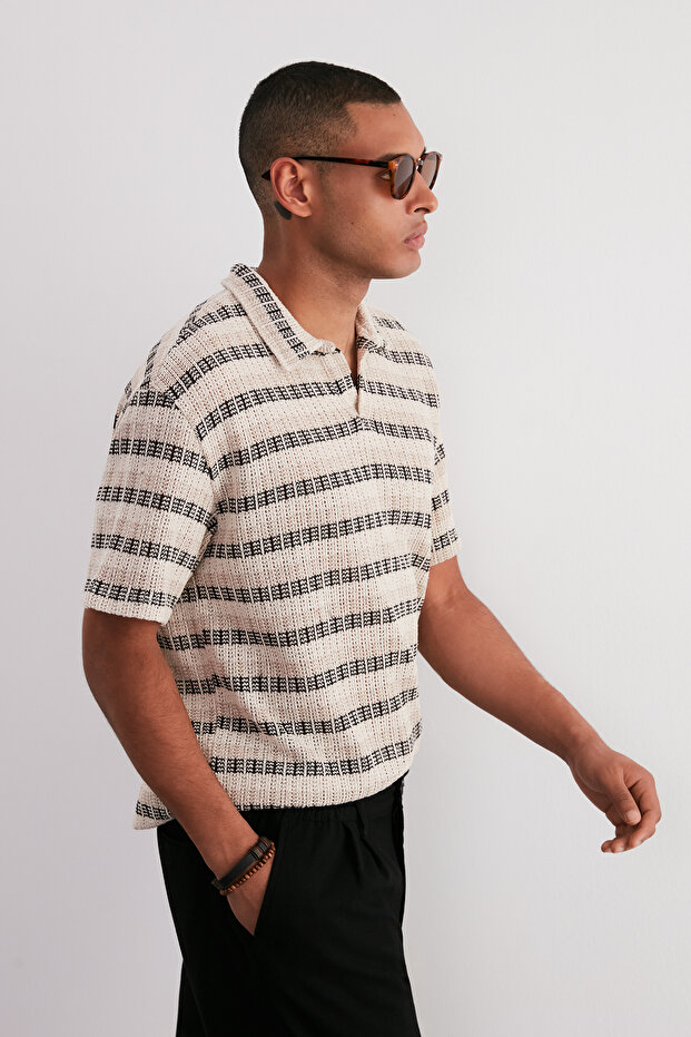 Ekru Oversize/Geniş Kesim Düşük Omuz Çizgili Polo Yaka T-shirt TMNSS24PO00023 - 2