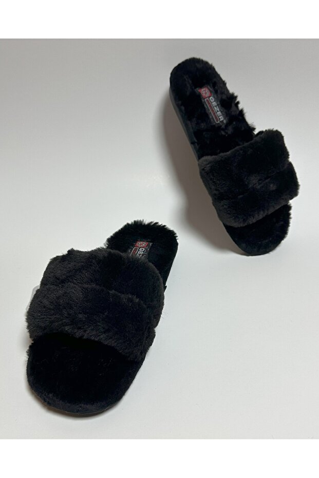 PLUSH BLACK WOMEN'S HOME AND MISFIR SLIPPERS