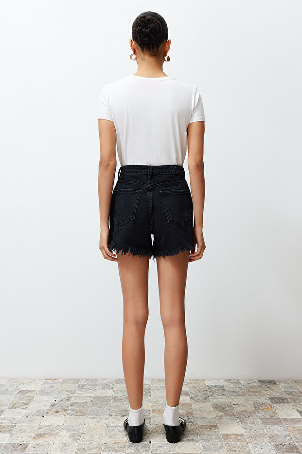 Siyah Yırtıklı Yüksek Bel Mini Denim Şort TWOSS22SR00030 - 6