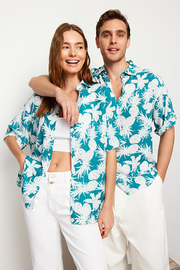 Mavi Unisex Oversize Fit Ananas Baskılı %100 Viskon Kısa Kollu Salaş Yazlık Gömlek TMNSS24GO00041 - 1