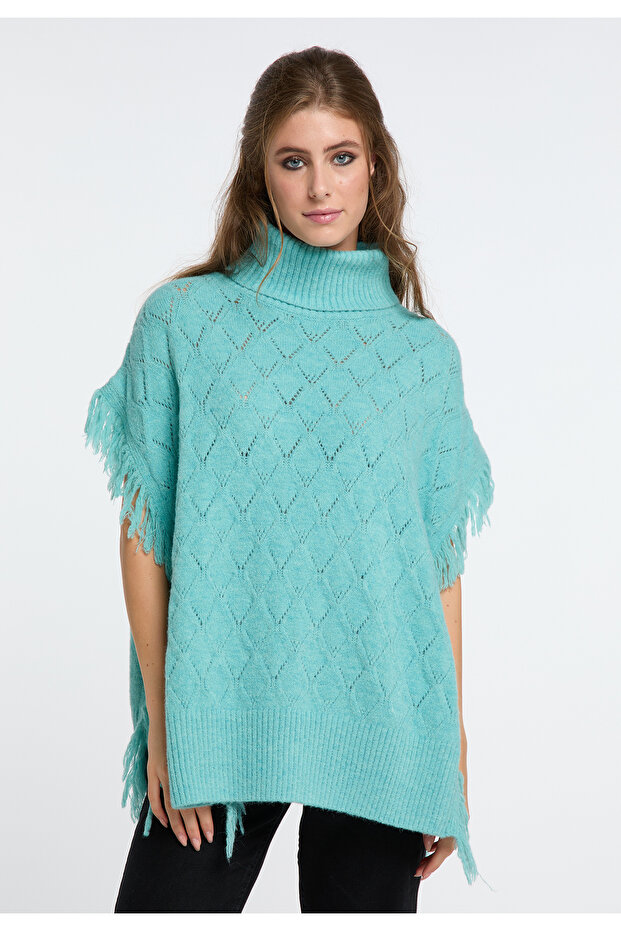 Knitted Poncho - 3