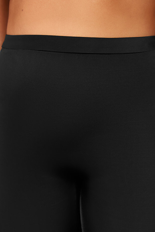 Siyah Yüksek Bel Vücuda Oturan Mini Şort Örme Büyük Beden Bikini Altı TBBSS24CR00008 - 6