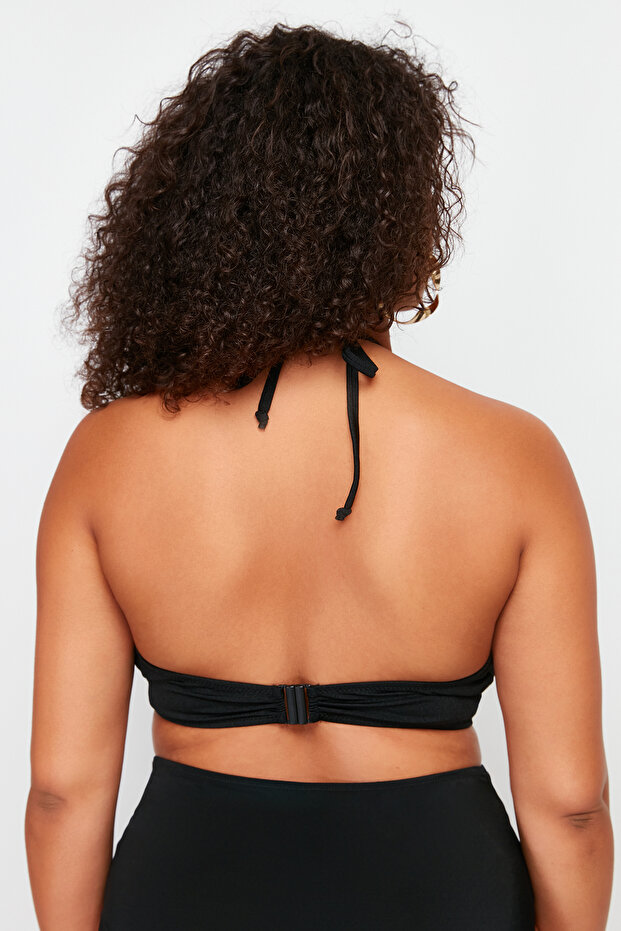 Siyah Boyundan Bağlama Detaylı Büyük Beden Bikini Üstü TBBSS24CT00000 - 6
