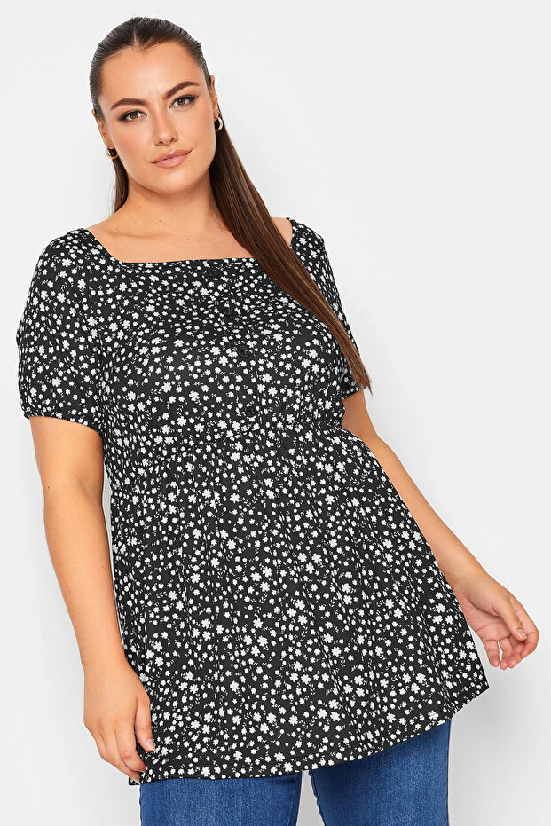 بلوزة منقوشة برقبة مربعة وأزرار مقاس كبير215849 - 1