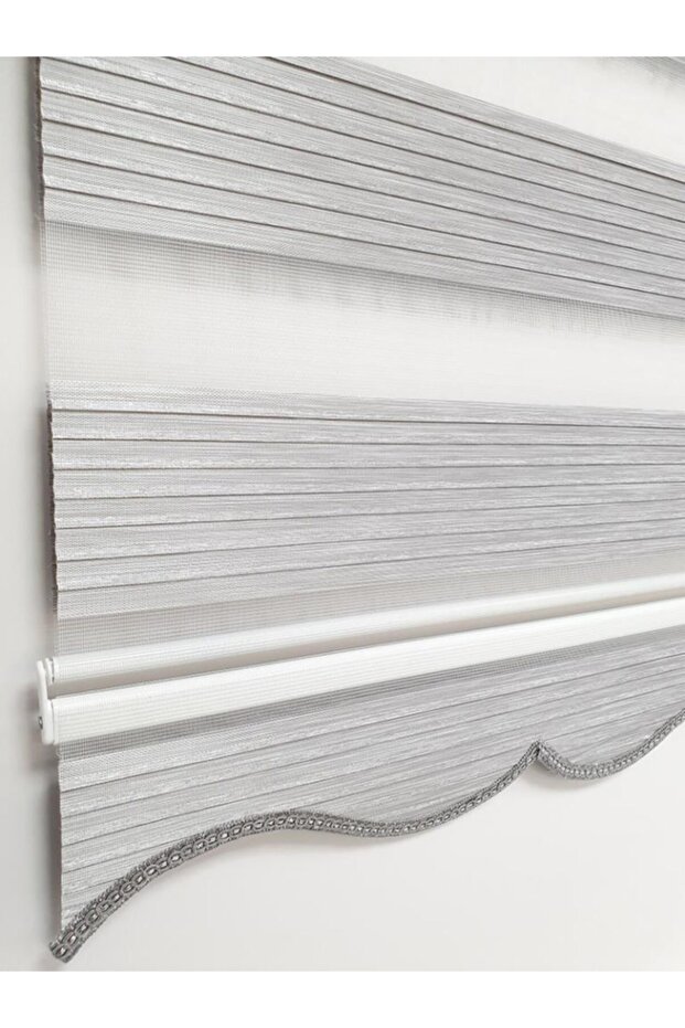 Geniş Pliseli Simli Gri Zebra Stor Perde Mz294 - 1