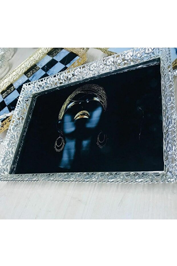 صينية كبيرة منقوشة - 2