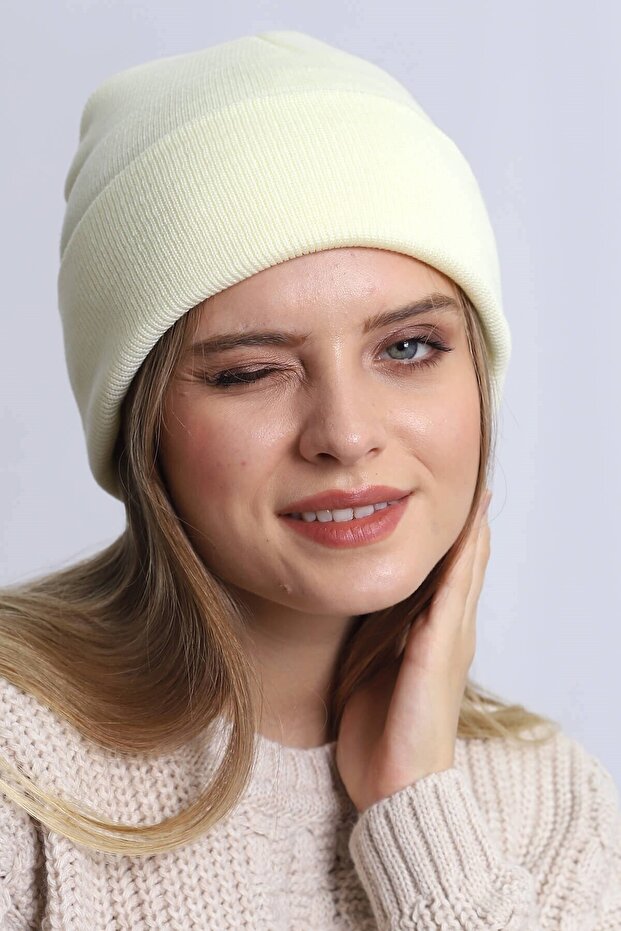 Ekru Katlamalı Basic Kadın Bere - 2