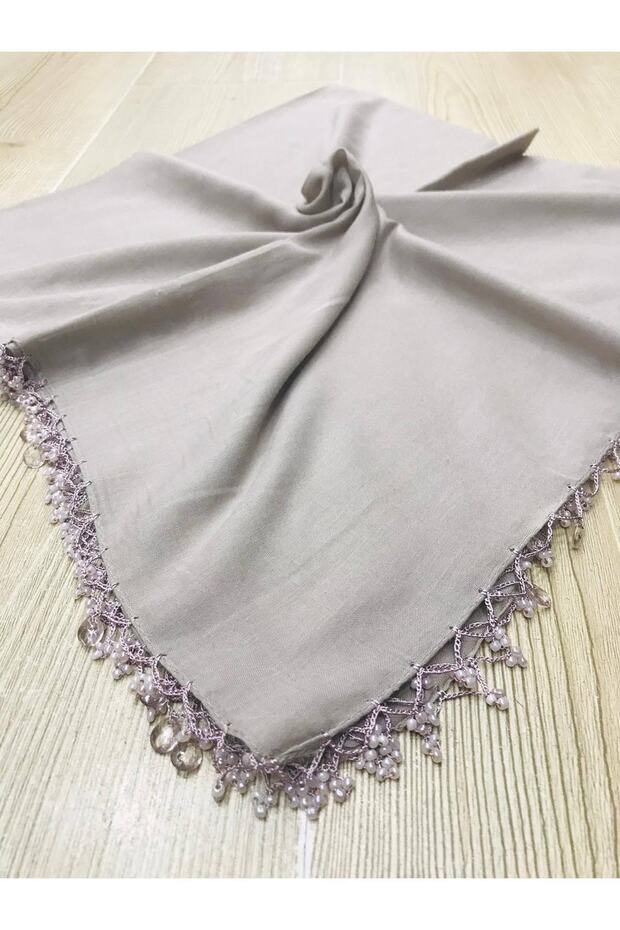 كتابات مطرزة بالقطرة المسطحة باللون الرمادي - 1