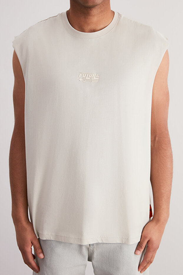 Taş Oversize/Geniş Kesim Kabarık Yazı Baskılı Etiketli Sıfır Kol T-Shirt/Atlet TMNSS24AL00005 - 4