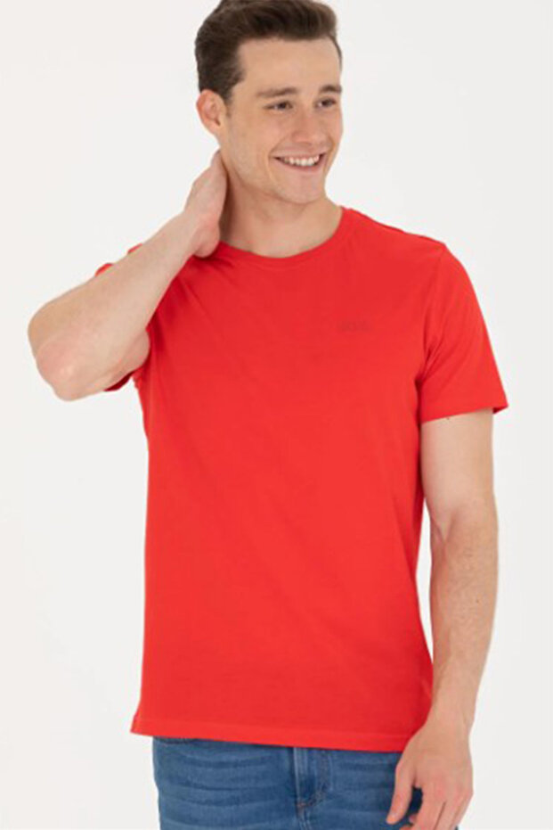 Men's Red Basic Crew Neck T-Shirt