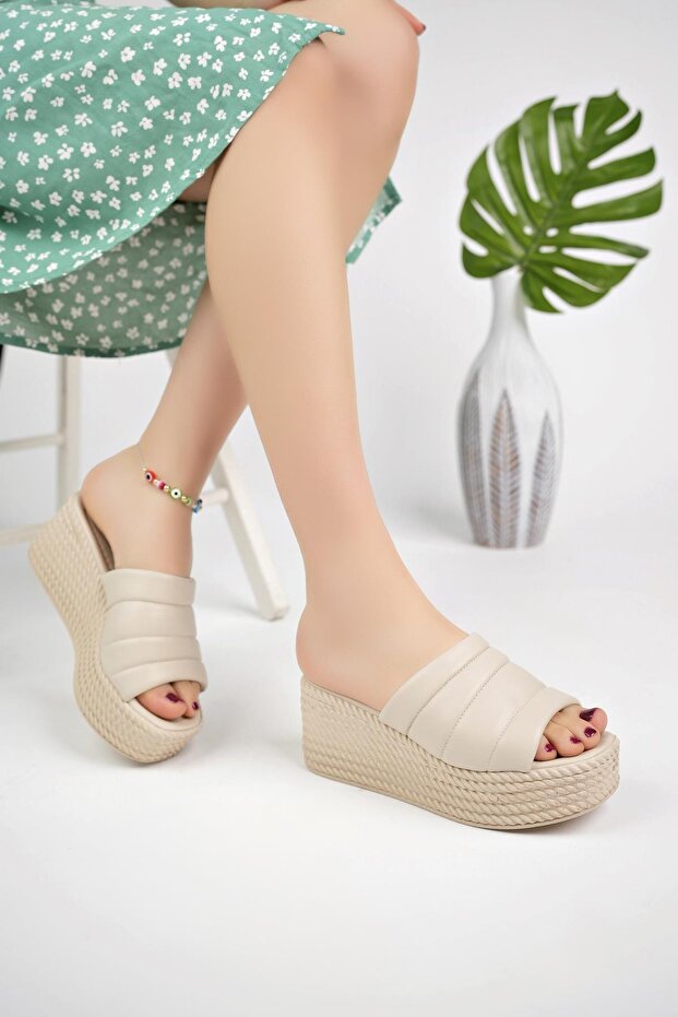 Women's Wedge Heel Beige New Style Comfortable and Soft Slippers