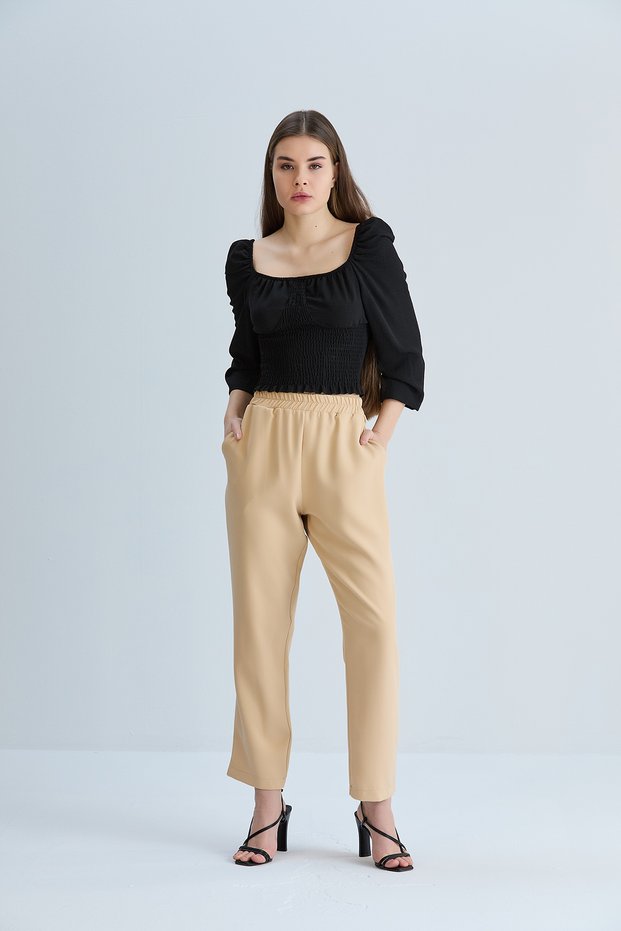 Women's Cream Pocket Elastic Waist Fabric Trousers