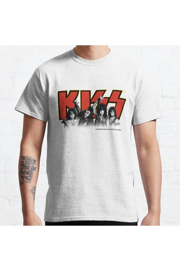 Loose Fit Unisex Kiss Band All Members Red And Yellow Design Printed T-shirt