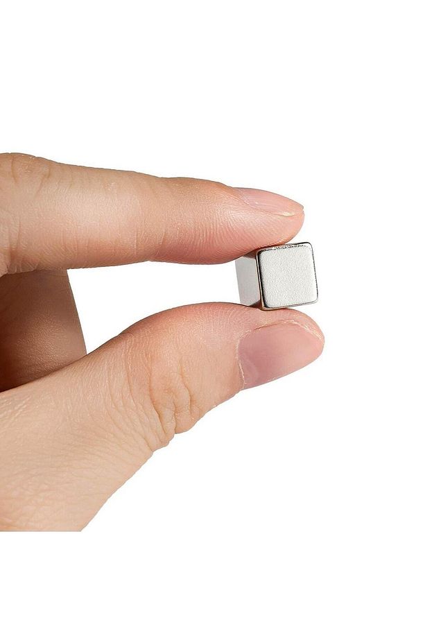 Çok Güçlü Neodyum Küp Mıknatıs 10x10x10 Mm (1 Adet) - 3