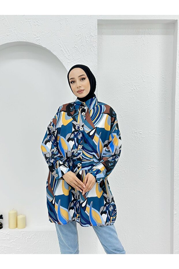 PATTERNED SHIRT WITH SIDE SLIT