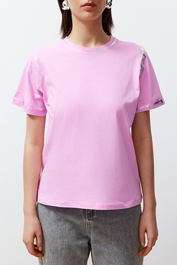 Pembe Varaklı Loose/Rahat Kalıp Örme T-Shirt TWOSS24TS00073 - 4