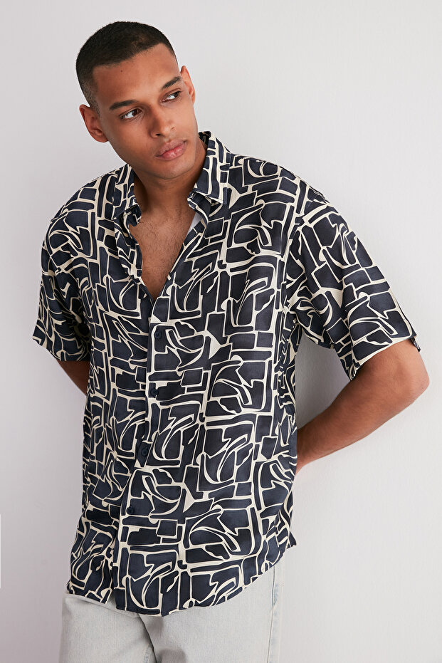Lacivert More Sustainable Oversize Fit %100 Viskon Desenli Kısa Kollu Salaş Gömlek TMNSS24GO00051 - 3