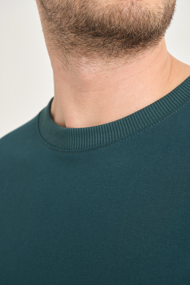 Men's 100% Cotton Standard Fit Solid Color Basic T-Shirt with Easy to Wrinkle Fabric Feature - 6