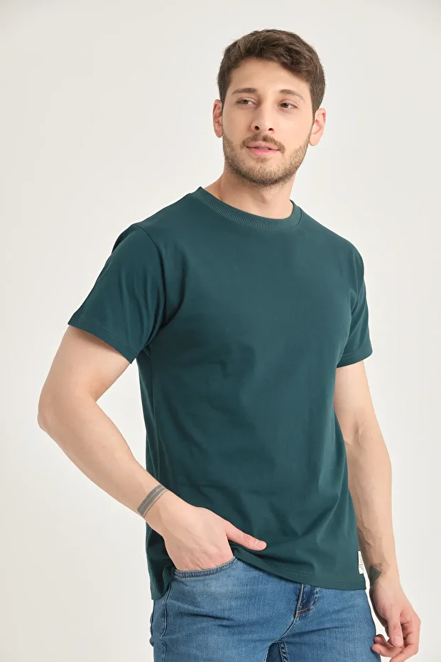Men's 100% Cotton Standard Fit Solid Color Basic T-Shirt with Easy to Wrinkle Fabric Feature - 2