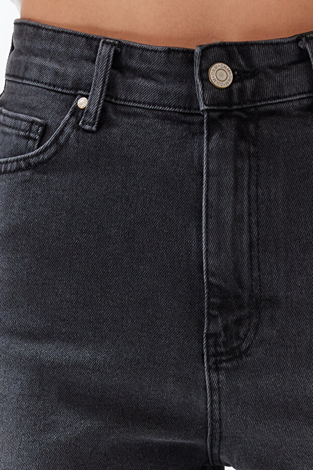 Antrasit More Sustainable Yüksek Bel City Boy Denim Şort TWOSS20SR0210 - 9