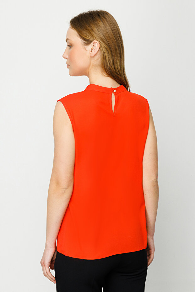 بلوزة مطوي الياقة - 4