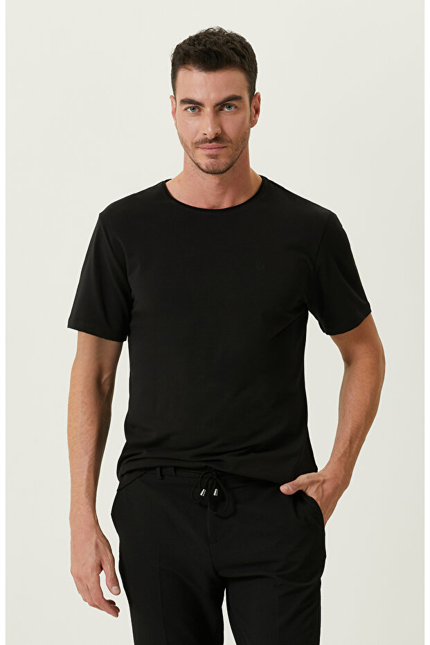 Μαύρο κοντομάνικο μπλουζάκι - 1