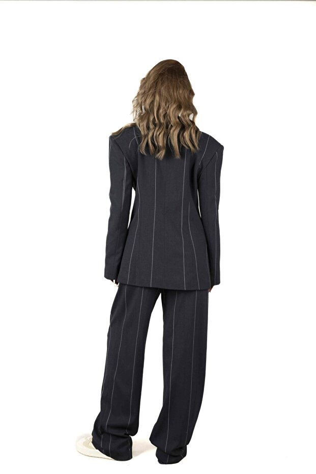 Çizgi Detaylı Ceket - 2