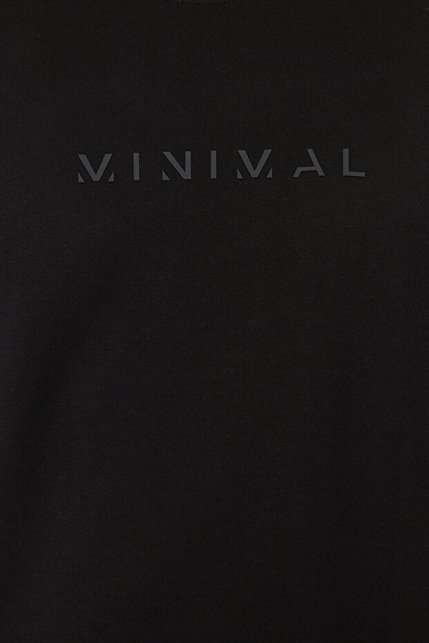 Siyah Oversize/Geniş Kesim Kabarık Yazı Baskılı Kısa Kollu Tok Kumaşlı T-Shir TMNSS24TS00114 - 5