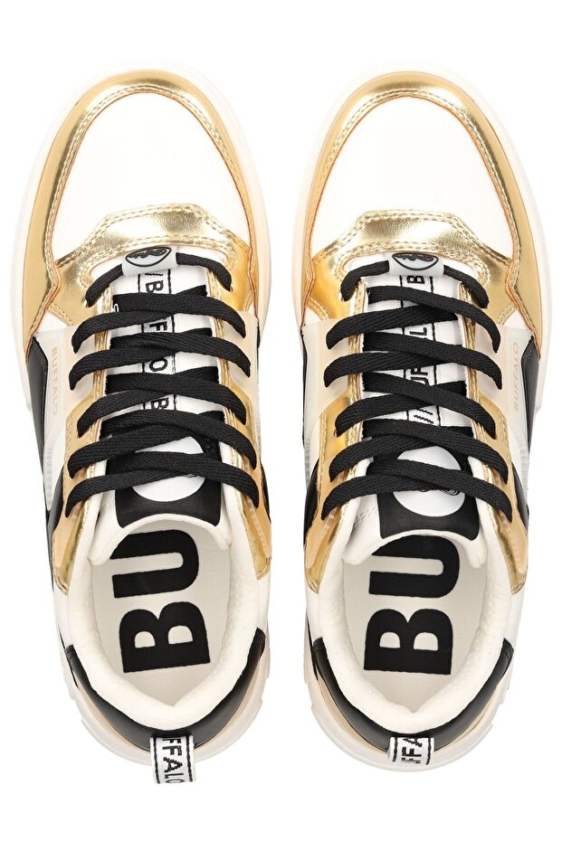 Παπουτσιών - 6