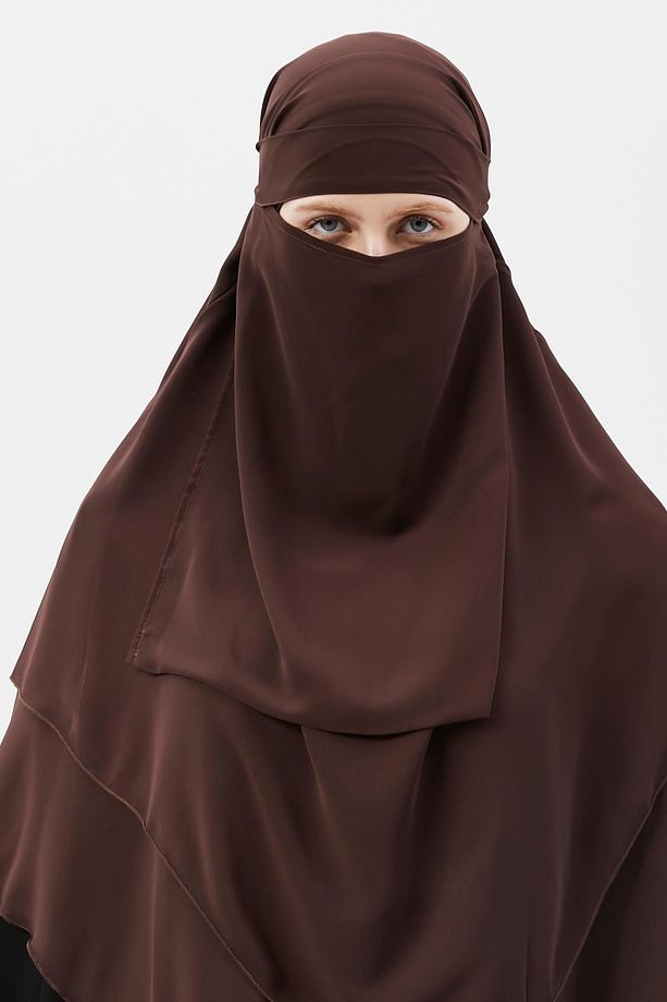 Hazır Pratik Şifon Üç Katlı Peçeli Üçgen Hac Umre Şalı Sufle Hijab Nikap Kahve Rengi - 5