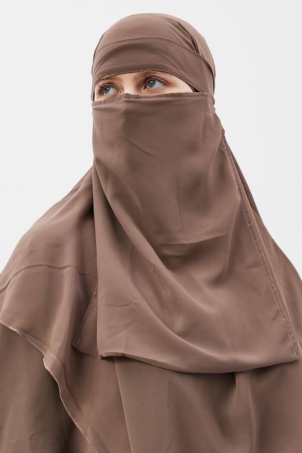 Hazır Pratik Şifon Üç Katlı Peçeli Üçgen Hac Umre Şalı Sufle Hijab Nikap Koyu Vizon - 6