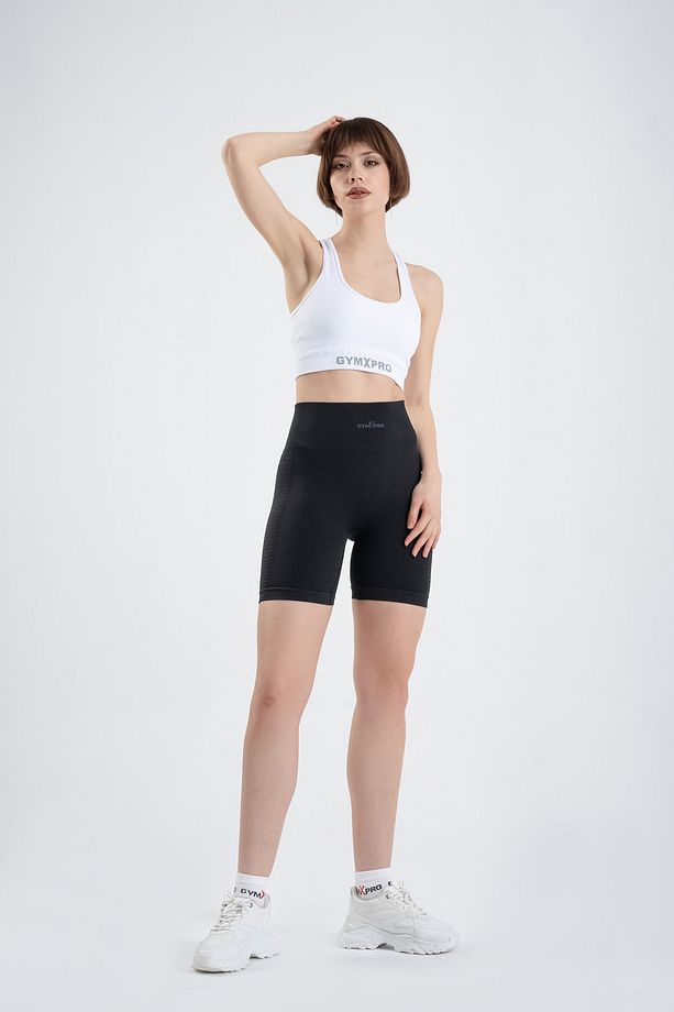 Push-up Detaylı Süper Esnek Düz Şort - 1