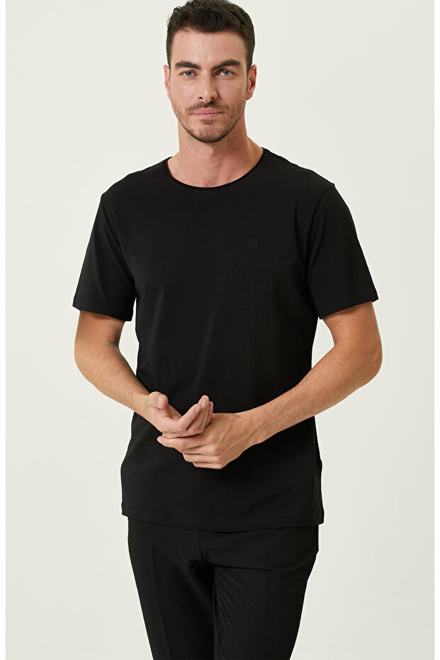 Μαύρο κοντομάνικο μπλουζάκι - 6