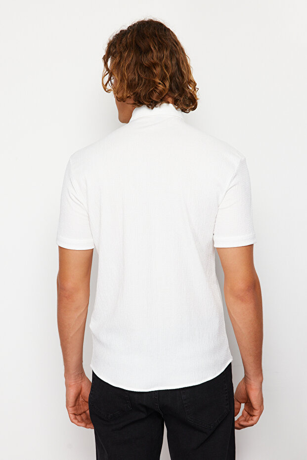 Beyaz Regular Fit Kısa Kol Yazlık Dokulu Bürümcük Örme Gömlek TMNSS23GO00055 - 6