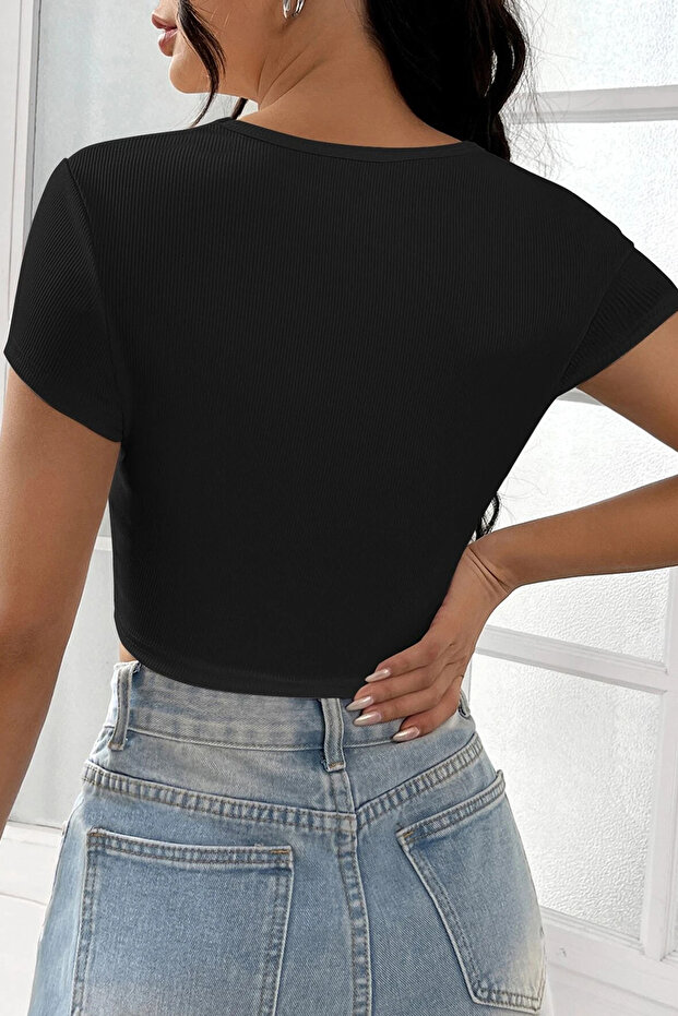 Kadın Siyah Yarım Kol Düz Yaka Crop Top Bluz - 2