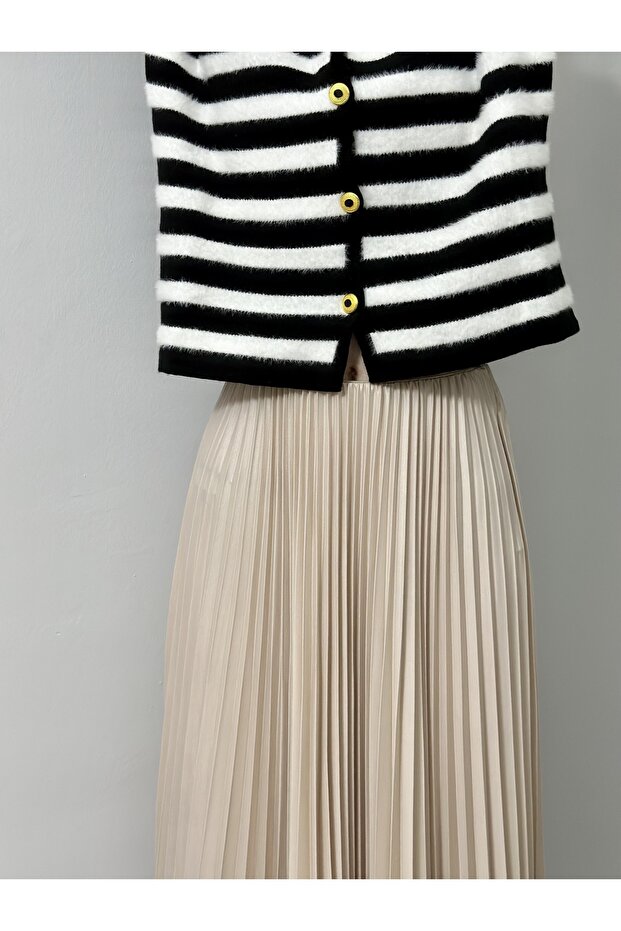 Bej Sık Piliseli Etek - 1