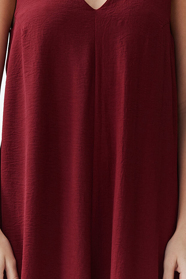 Bordo Rahat Kesim V Yaka Midi Dokuma Elbise TWOSS23EL00882 - 4