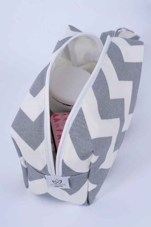 حقيبة مكياج رمادية متعرجة متعددة الأغراض مقاس كبير - 2