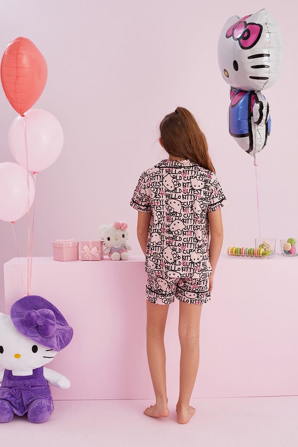 Hello Kitty Lisanslı %100 Pamuk Pembe Çok Renkli Düğmeli Biyeli Şort Pijama Takım - 5