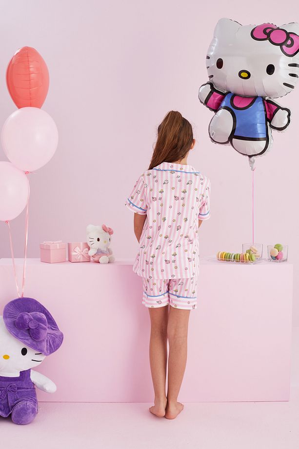 Hello Kitty Lisanslı %100 Pamuk Pembe Çok Renkli Düğmeli Biyeli Şort Pijama Takım - 5