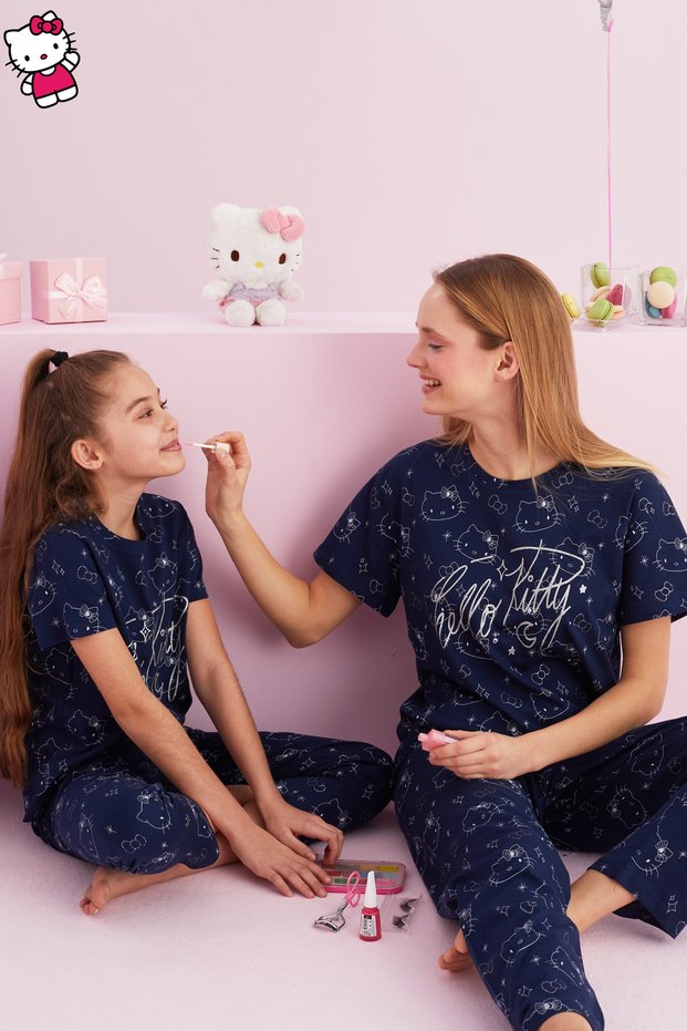 Hello Kitty Licensed 100% Cotton Navy Blue Multicolor Crew Neck Pajama Set