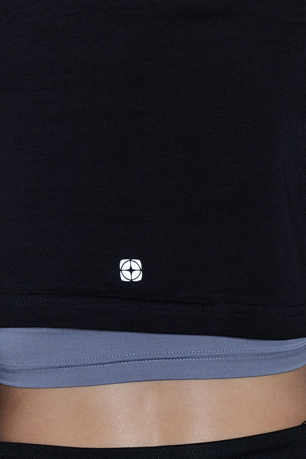 Siyah Gri Melanj 2 Katmanlı Reflektör Baskılı Crop Örme Spor T-Shirt THMSS24TS00001 - 5