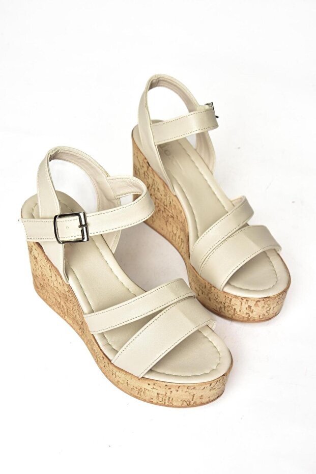 S996061209 Бежеві жіночі туфлі на підборах з наповнювачем - 7