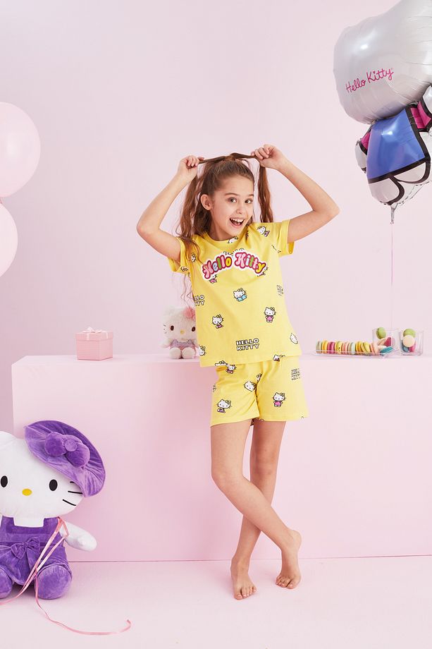 Hello Kitty Lisanslı %100 Pamuk Sarı Çok Renkli Bisklet Yaka Şort Pijama Takım - 4