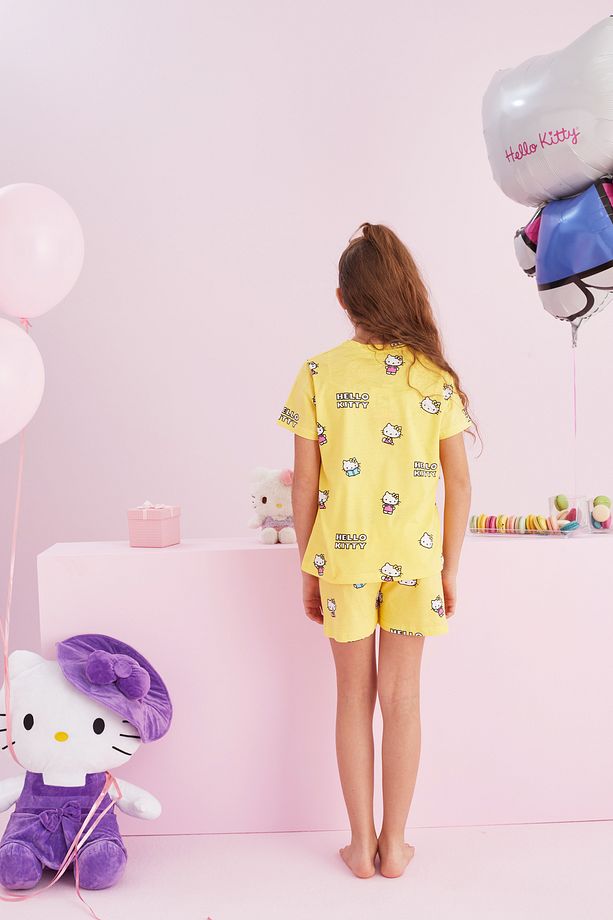Hello Kitty Lisanslı %100 Pamuk Sarı Çok Renkli Bisklet Yaka Şort Pijama Takım - 5