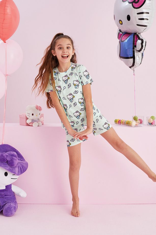 Hello Kitty Lisanslı %100 Pamuk Yeşil Çok Renkli Bisklet Yaka Şort Pijama Takım - 4