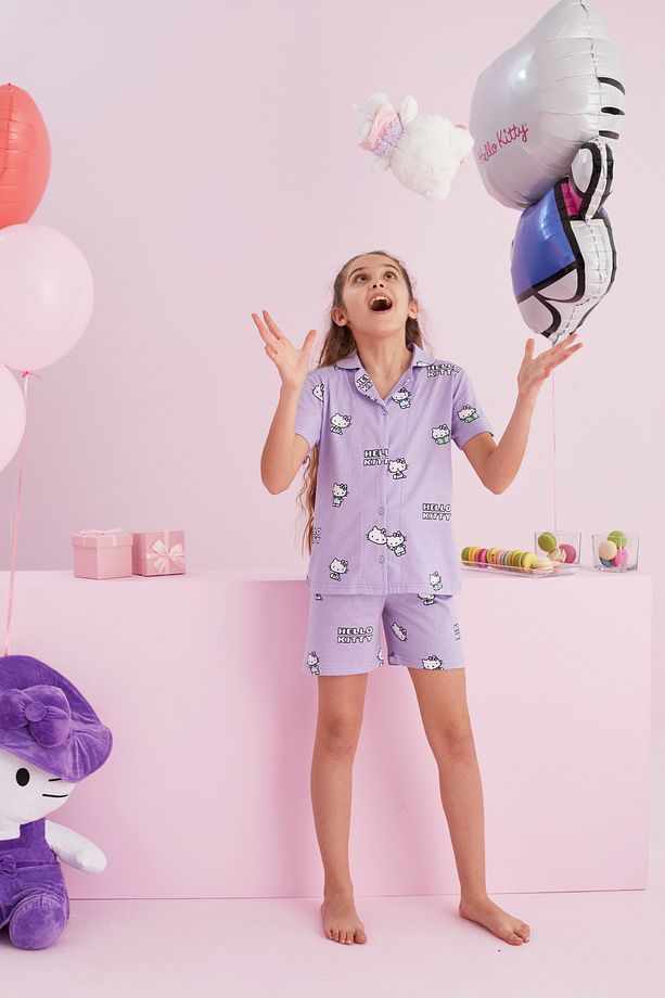 Hello Kitty Lisanslı %100 Pamuk Lila Çok Renkli Düğmeli Şort Pijama Takım - 4