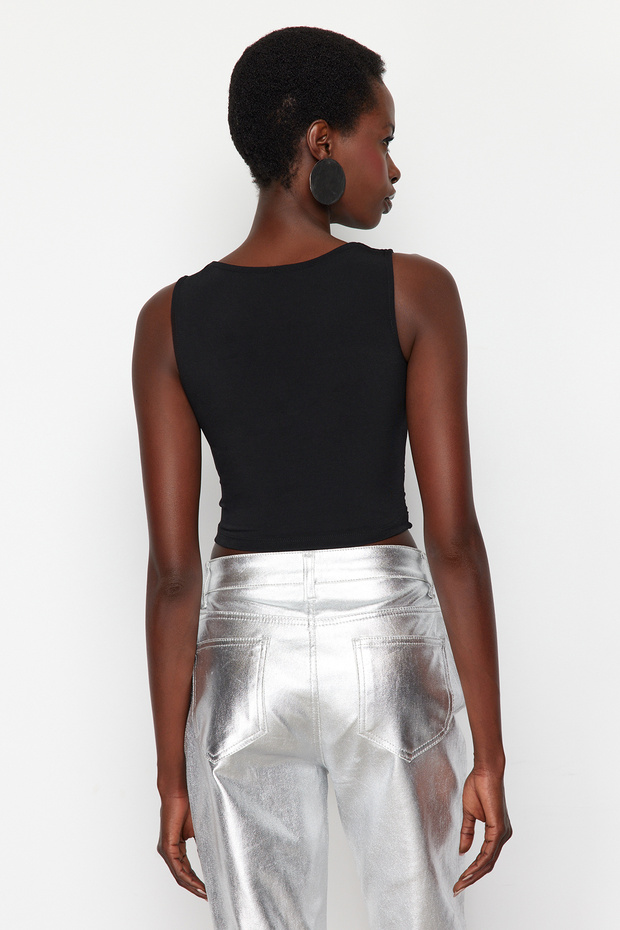 Siyah Crop Pencere/Cut Out Detaylı Örme Bluz TPRSS24BZ00029 - 7